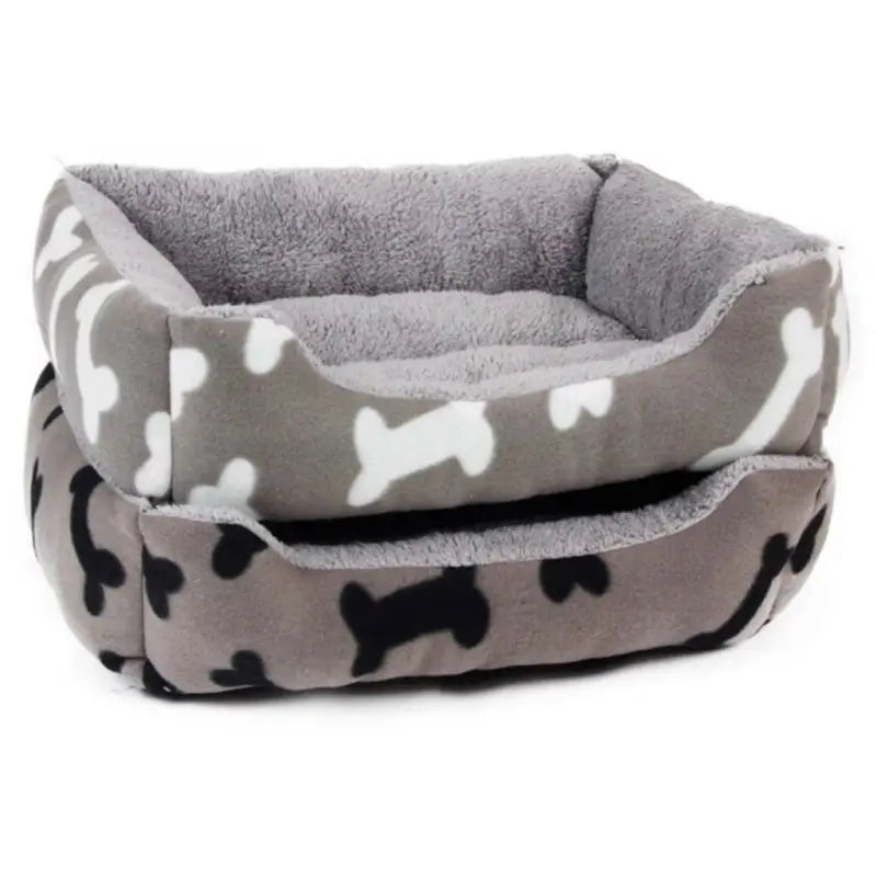 Petit panier en velour pour chat et chien